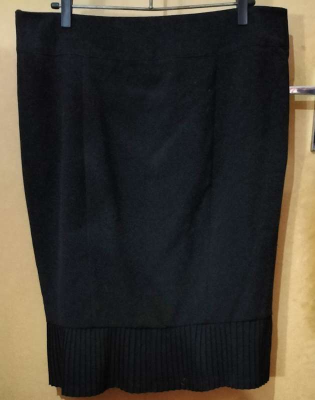 Ladies - Brown Skirt - Make - Milady`s - Size - 16/40