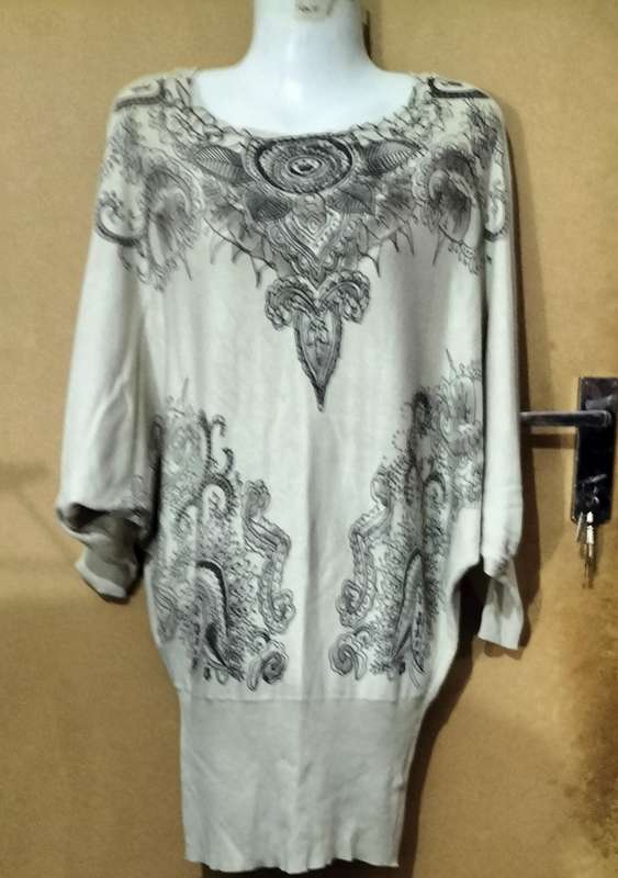 Ladies - Multicolored Top - Make - Luc Style - Size - S/M