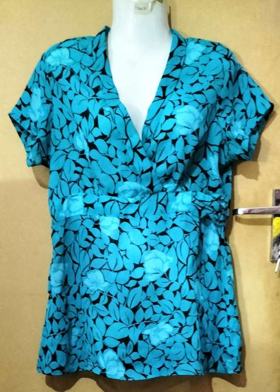 Ladies - Multicolored Blouse - Make - Ella J - Size - 12