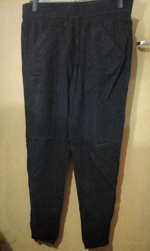 Ladies - Black Pants - Make - Country Road - Size - 10