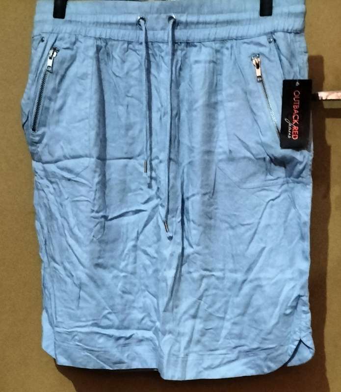 Ladies - Blue Skirt - Make - Outback Red Jeans - Size - 38