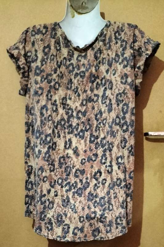 Ladies - Multicolored Top - Make - Kelso  - Size - 12