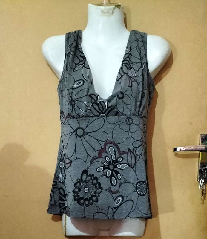 Special! Ladies - Multicolored Top - Make - Kelso Casual - Size - 10