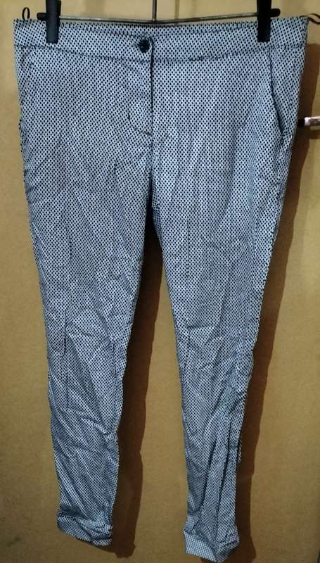Ladies - Black & White Pants - Make - Massumi - Size - 10/34