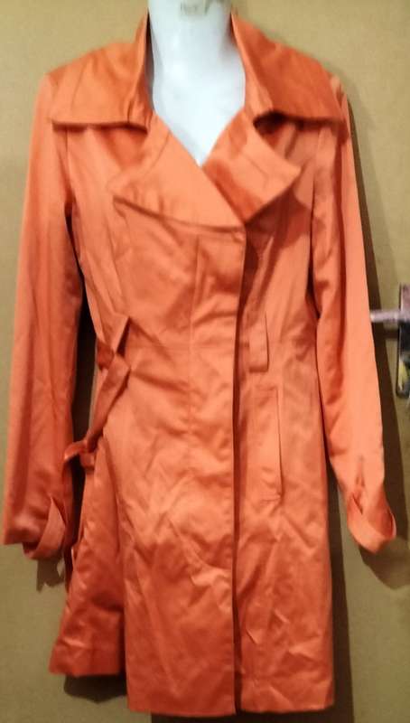 Ladies Orange Coat Make Oasis Size 8 bobshop .za