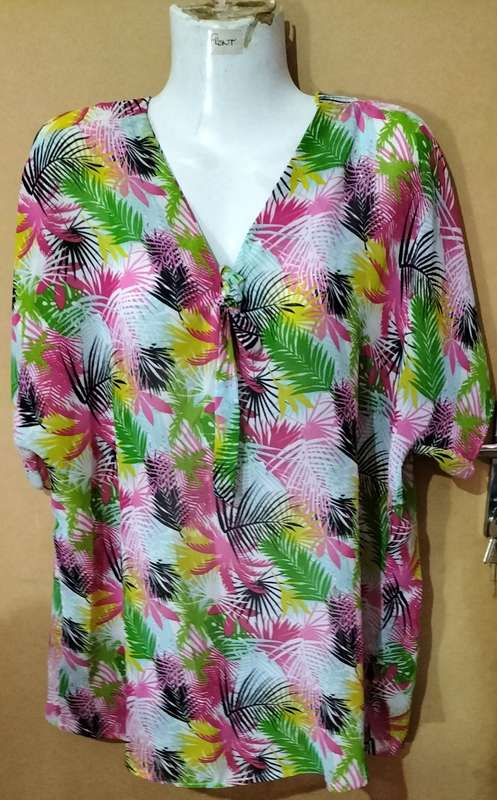 Special! Ladies - Multicolored Top - Make - No Make - Size - No Size