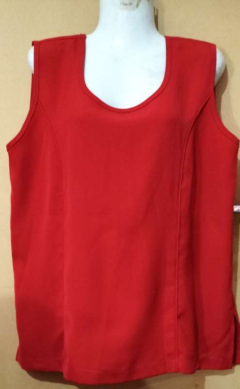 Special! Ladies - 2 Pc Red Outfit - Make - Yaohan - Size - Blouse - L