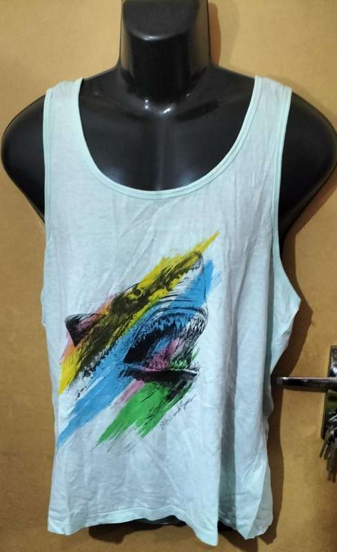 Mens - Green Sleeveless Shirt - Make - Maui & Sons - Size - L