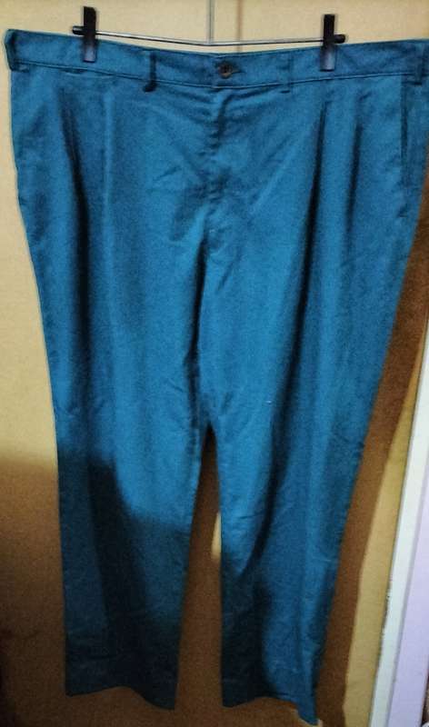 Special!  - Green Pants - Make - Sterling - Size - 112cm