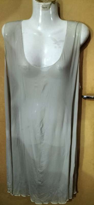 Special! Ladies - Thin Long Grey Top - Make - no make - Size - no size
