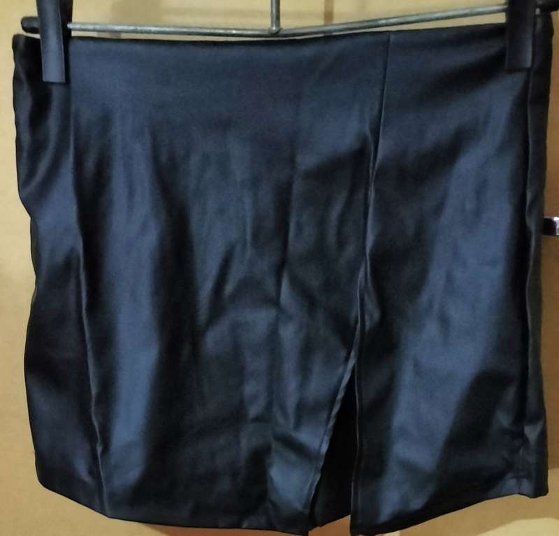 Ladies - Black Skorts - Make - Shein BAE  - Size - S