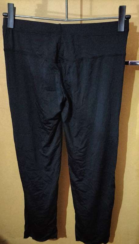 Ladies - Black Pants - Make - no make - Size - no size
