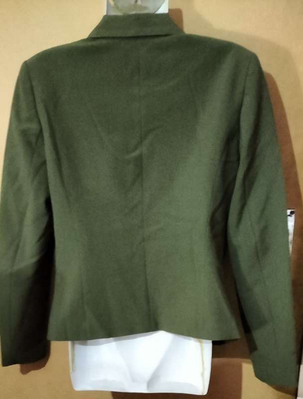 Ladies - Green Blazer - Make - Vero Moda Denim - Size - 40