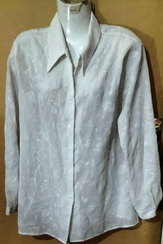 Ladies - White Blouse - Make - Milady`s - Size - no size