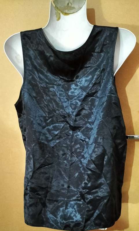 Ladies - Black Top - Make - Woolworths - Size - 12