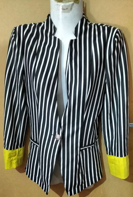 Ladies - Multicolored Blazer - Make - Modern Dynasty - Size - S/M