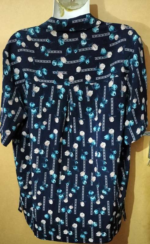 Ladies - Multicolored Blouse - Make - no make - Size - no size