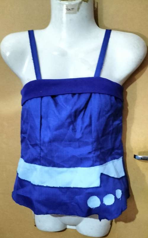Ladies - Blue Top - Make - no make - Size - no size