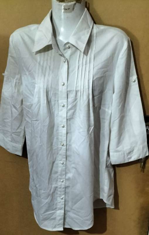 Ladies - White Blouse - Make - Legit - Size - 8