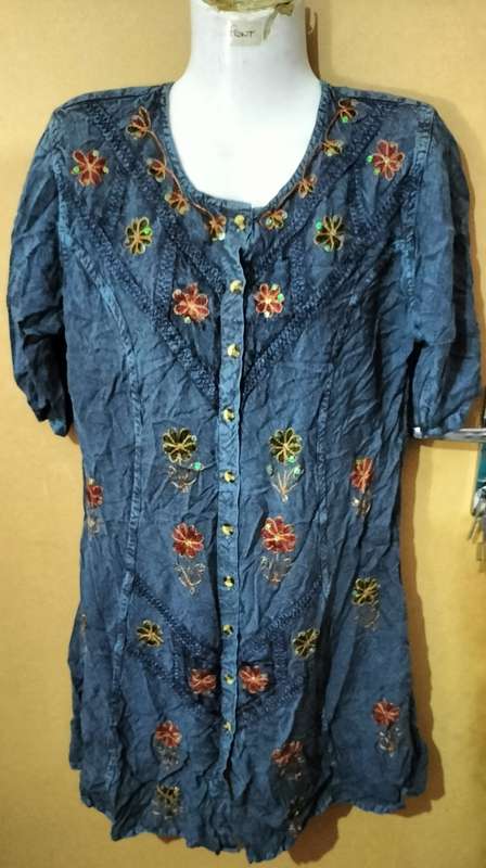 Ladies - Multicolored Blouse - Make - Free Size - Size - S