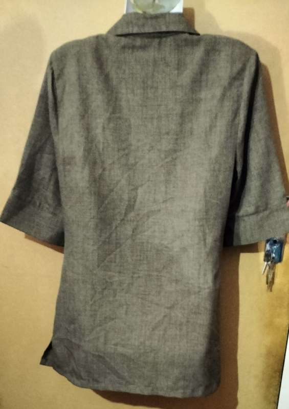 Ladies - Brown Blouse - Make - New Era - Size - 10