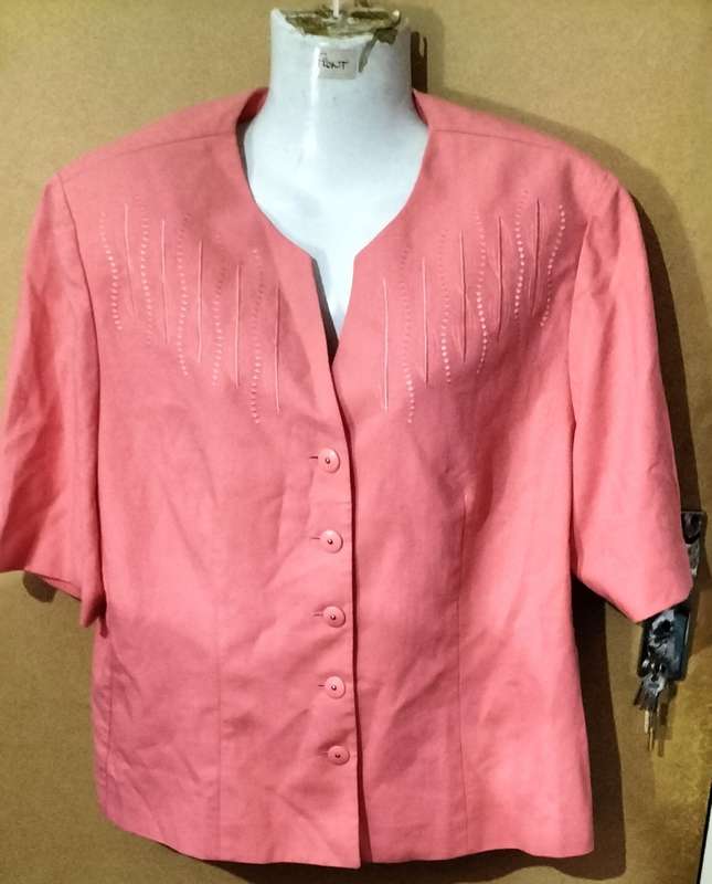 Ladies - Peach Blouse - Make - no make - Size - no size