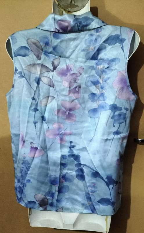 Ladies - Multicolored Sleeveless Blouse - Make - Shelley - Size - S bust 82-87cm