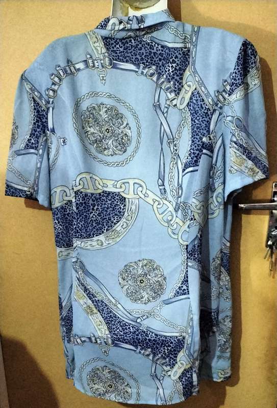 Ladies - Multicolored Blouse - Make - no make - Size - no size