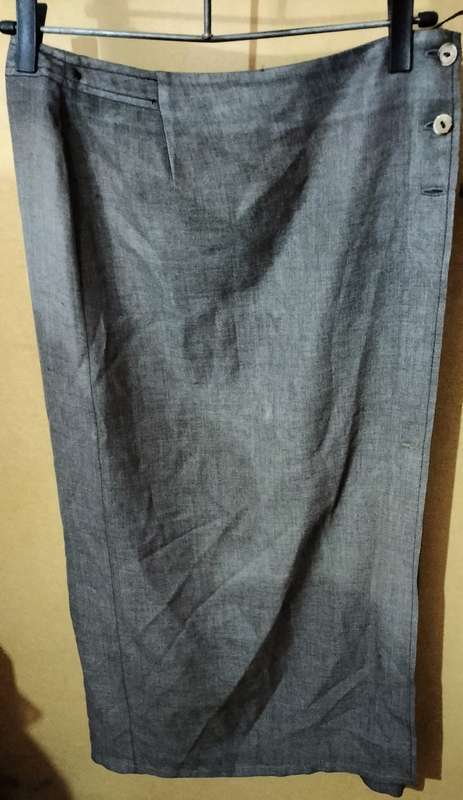 Special! Ladies - Grey Skirt - Make - Foschini - Size - 10