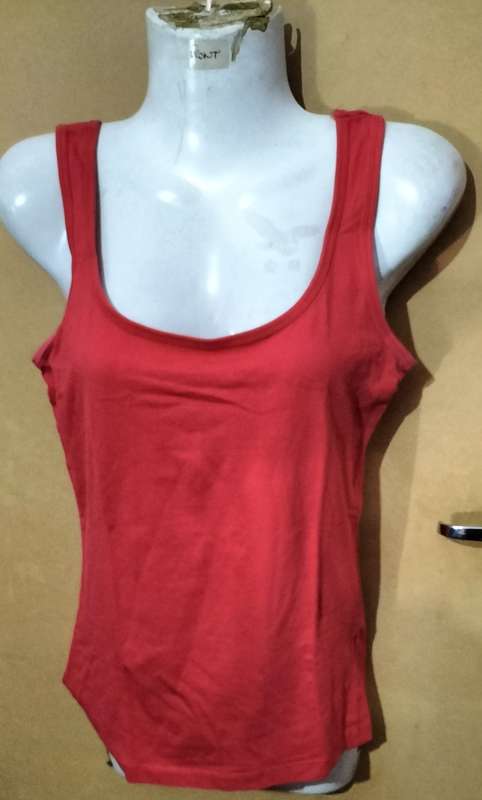 Ladies - Red Top - Make - Atmosphere - Size - no size