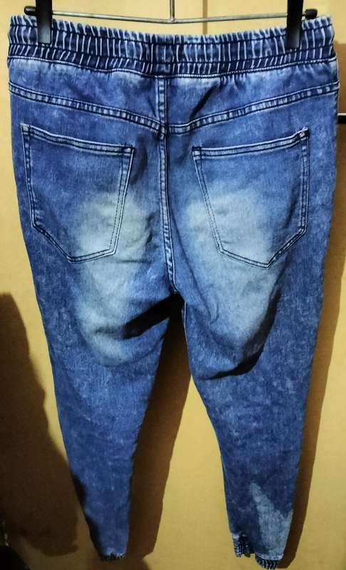 Ladies - Blue Jeans - Make - RT - Size - 30 skinny fit