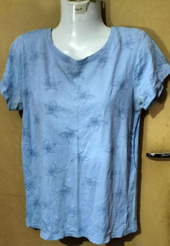 Ladies - Blue Top - Make - Real Basics - Size - M