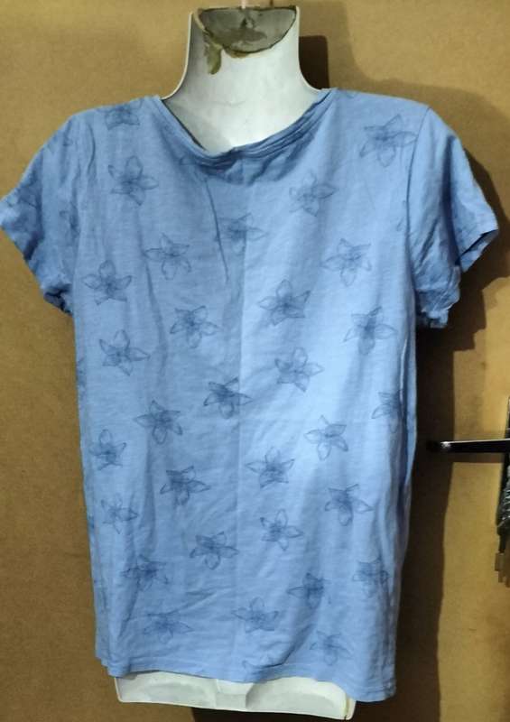 Ladies - Blue Top - Make - Real Basics - Size - M