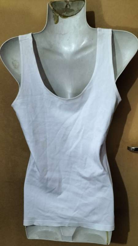Ladies - White Top - Make - Woolworths - Size - S