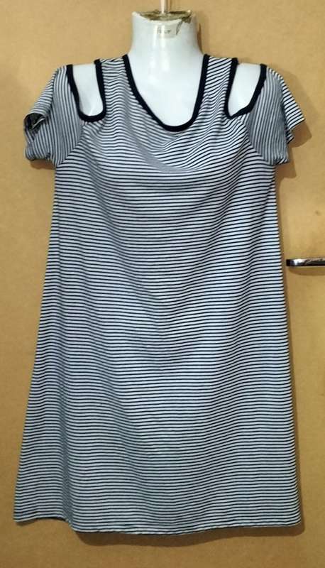 Ladies - Multicolored Top - Make - Cotton On - Size - M
