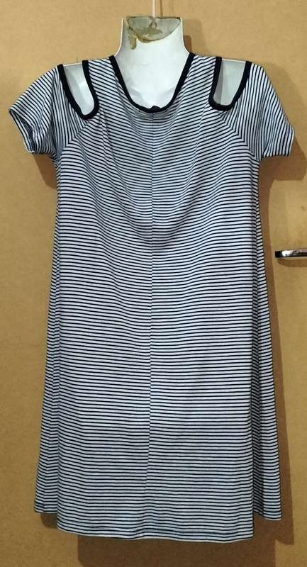 Ladies - Multicolored Top - Make - Cotton On - Size - M