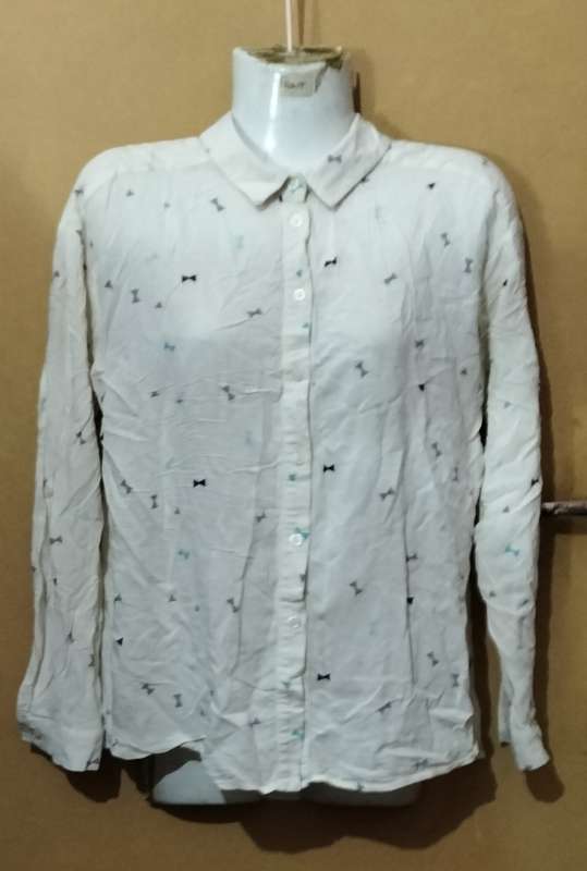 Ladies - White Blouse - Make - Oliver Bonas - Size - 10