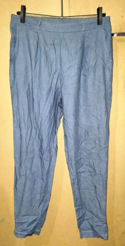 Ladies - Blue Pants- Make - Exact - Size - 10
