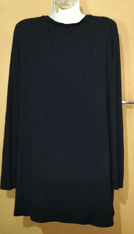 Ladies - Black Top - Make - Edition - Size - XL