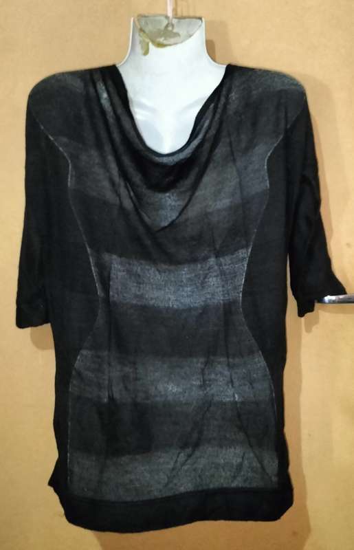 Ladies - Thin Black Top - Make - Inwear - Size - S