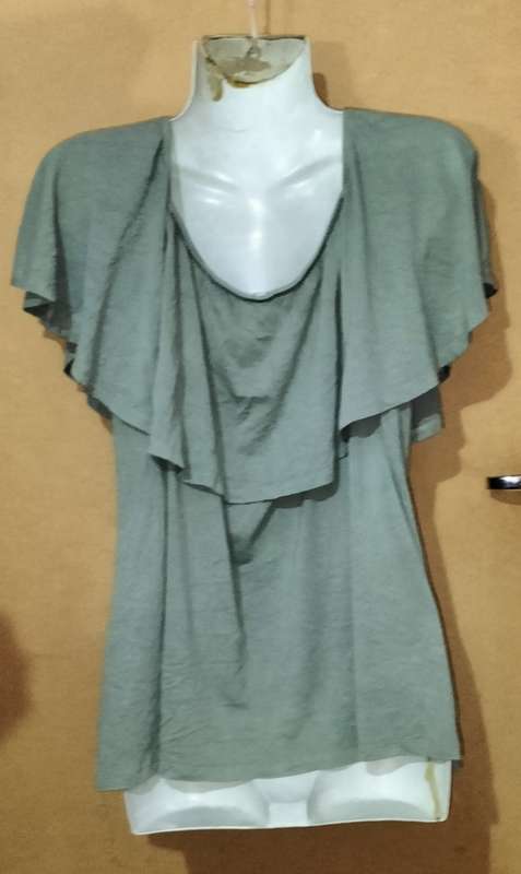 Ladies - Green Top - Make - Foschini - Size - 14