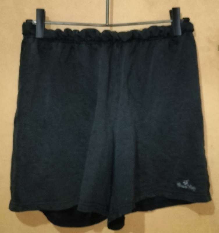 Ladies - Black Shorts- Make - Ocean Bay - Size - no size