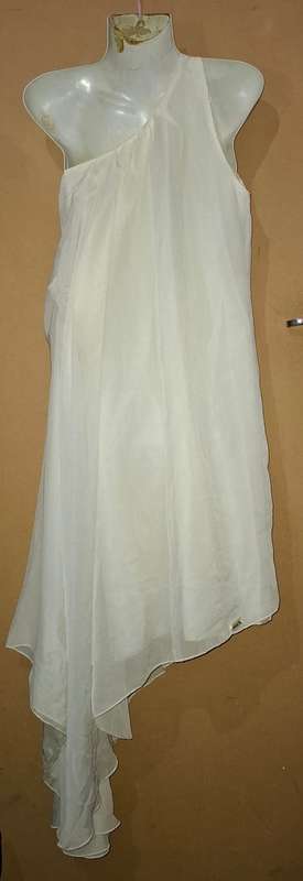 Ladies - White Dress - Make - no make - Size - no size