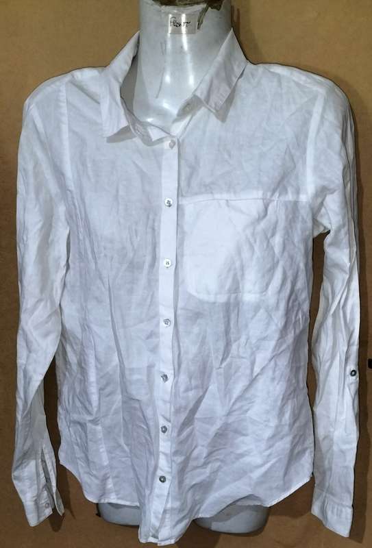 Ladies - White Blouse - Make - Woolworths - Size - 4