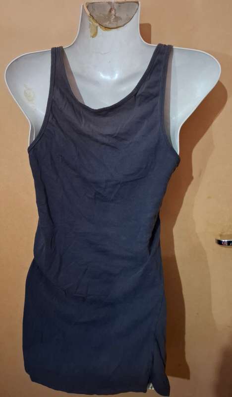 Ladies - Dark Grey Top - Make - Real Clothing - Size - Small