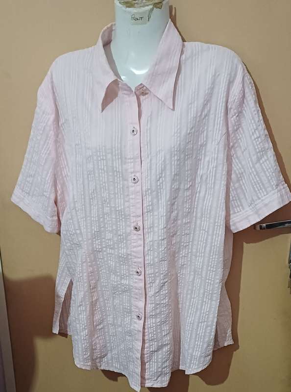 Ladies - Pink & White Blouse - Make - Jing Ying - Size - no size