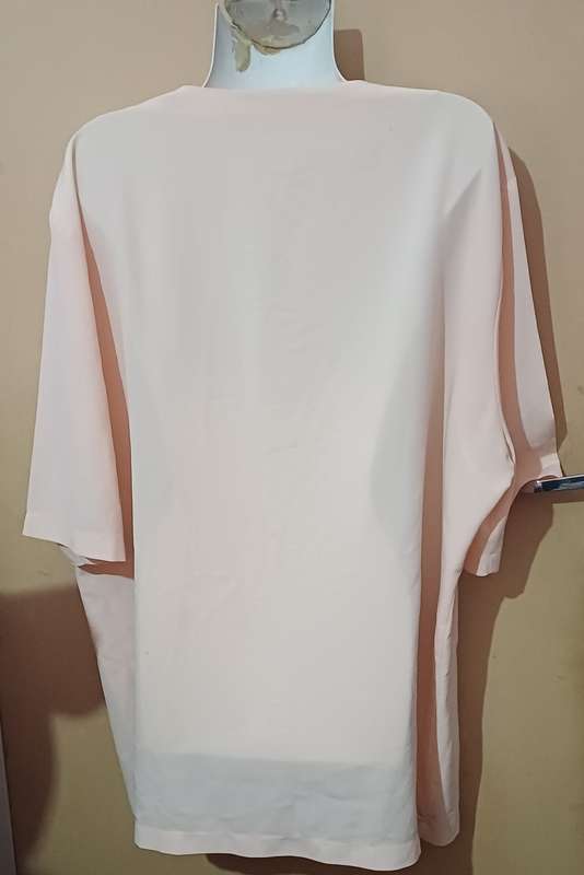 Ladies - Orange Blouse - Make - no make - Size - no size