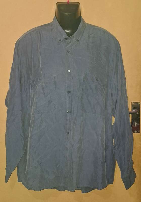 Mens - Blue Shirt - Make - no make - Size - XL