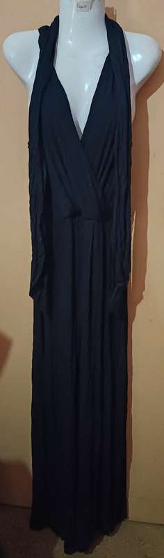 Ladies - Long Black Dress - Make - Twist - Size - 12
