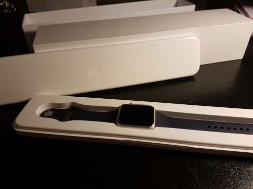Apple Watch 42mm 1st Gen - AS NEW - INCLUDES TWO ORIGINAL SILICONE BANDS - FREE SHIPPING!